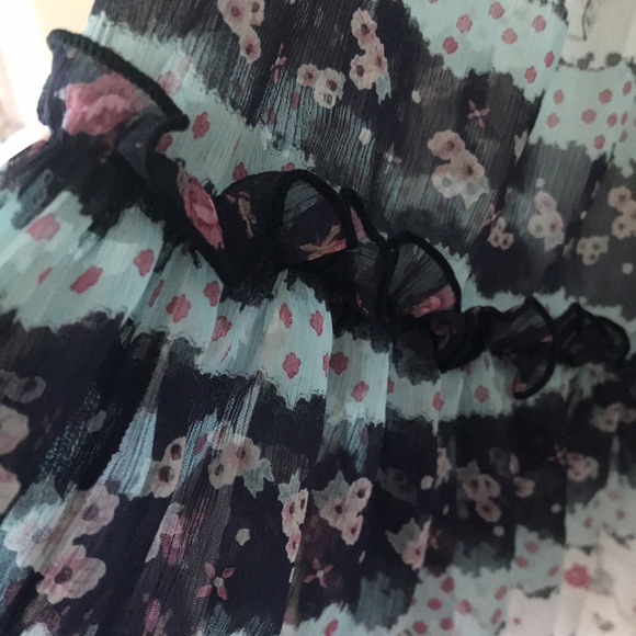 Mini Dress. - Picture 4 of 4